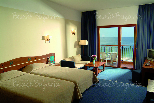Хотел Alua Helios Bay10