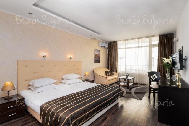 Elpida Beach 26