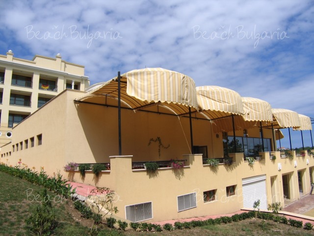 Холидей Вилидж в Дюни, България - Holiday Village